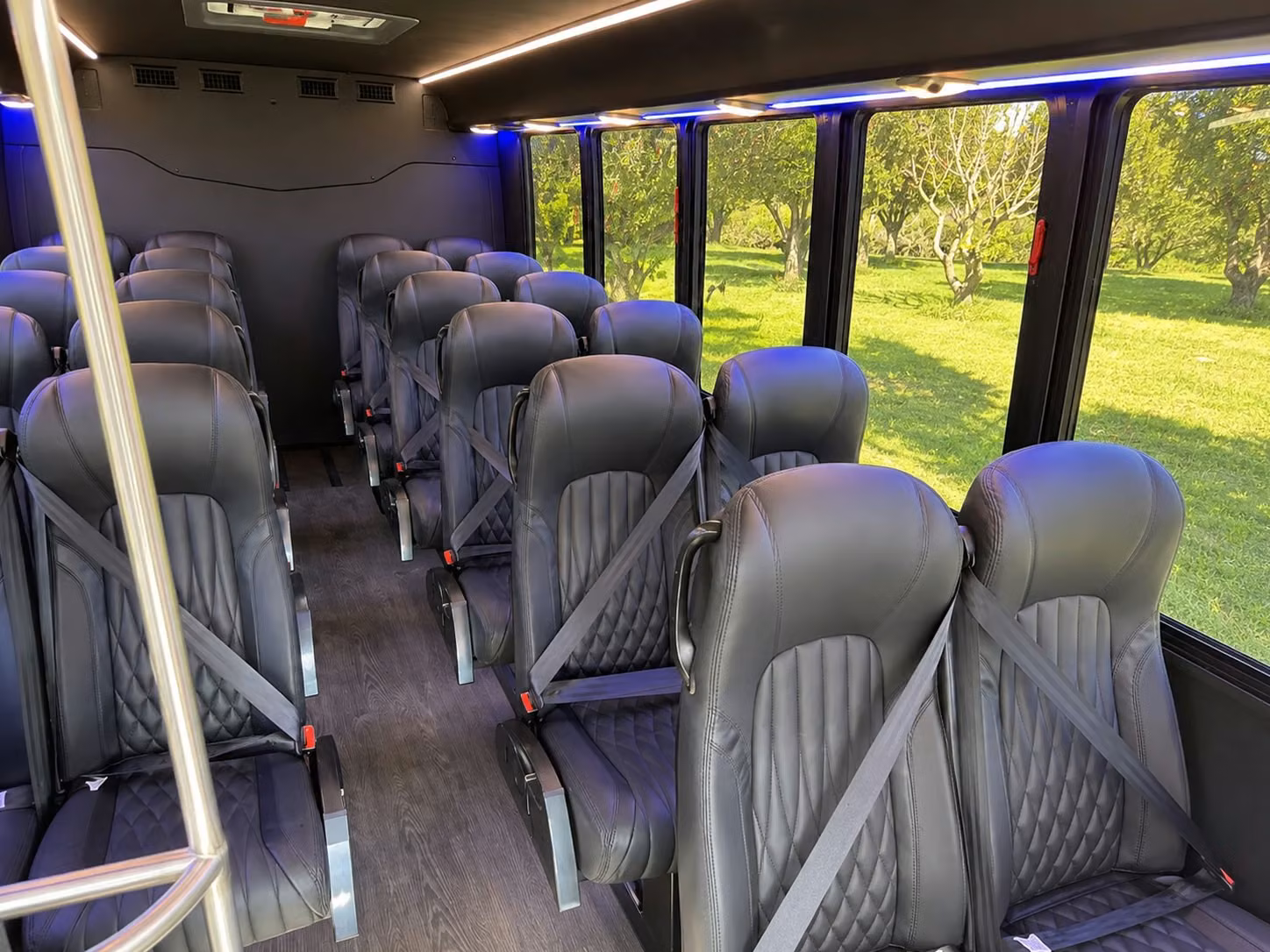 minibus rentals for smaller el cajon classroom trips around east san diego county