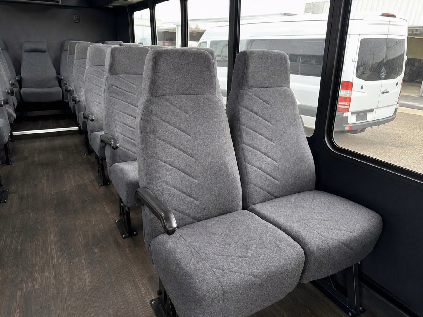 minibus rentals in el cajon for smaller prom groups who want privacy and comfort